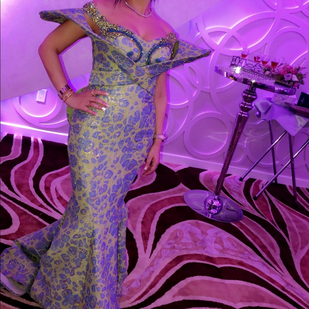 Fouad Sarkis mint green elegant dress